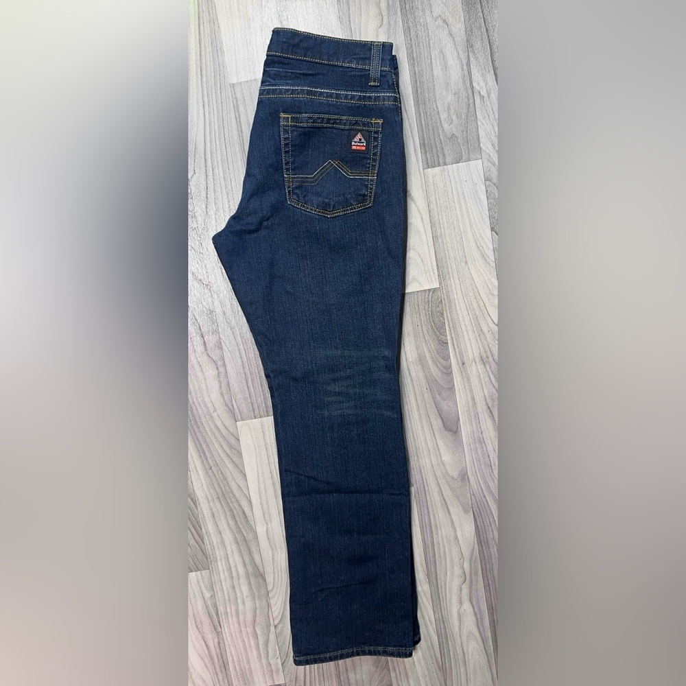 Bulwark Men’s Relaxed Fit Bootcut Jean With Stretch
Fire Resistant 
33 x 32